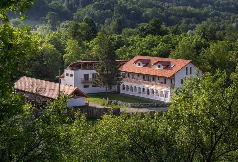 Retkeilymaja Hanul Vatra