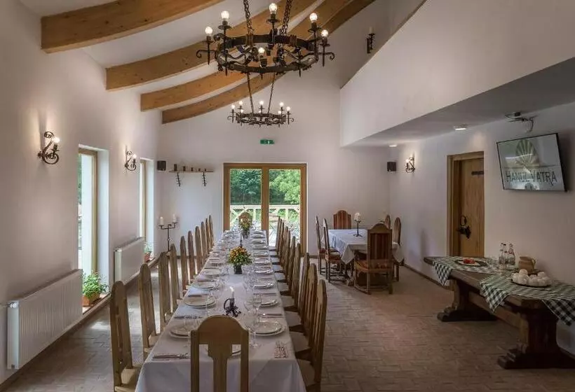 Retkeilymaja Hanul Vatra