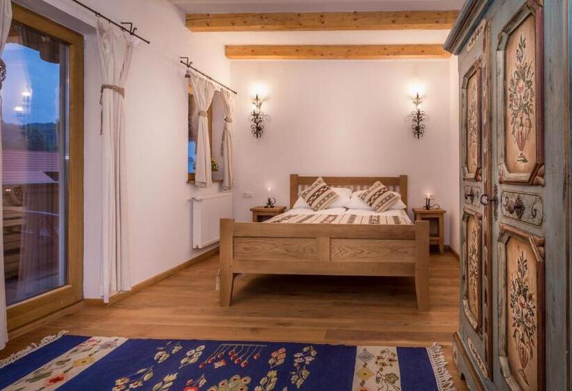 هاستل Hanul Vatra