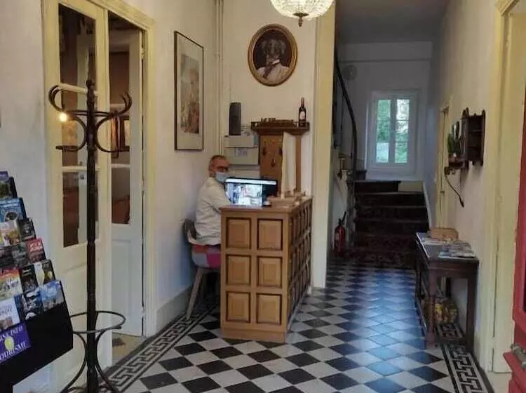 Hotelli Des Voyageurs