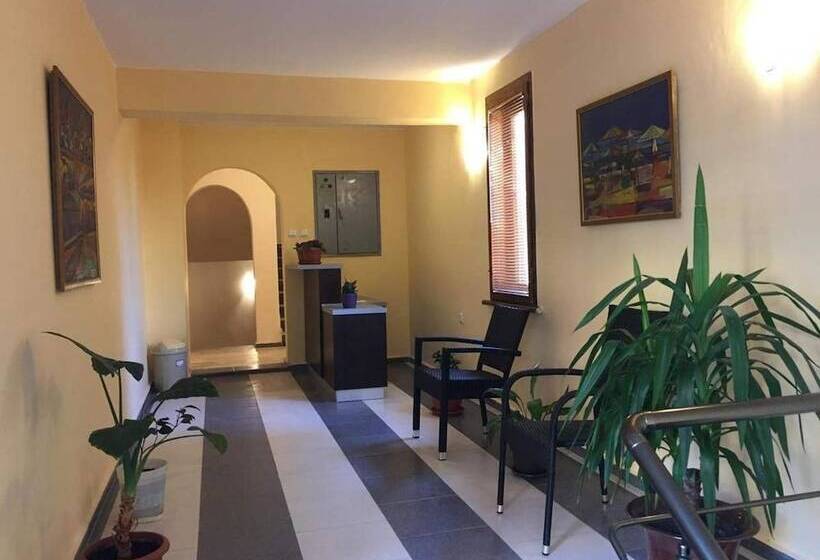 膳宿费 Paradise Chernomorets