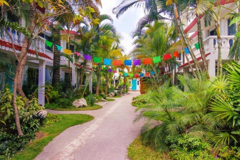 Villas Colibrí Suites & Bungalows