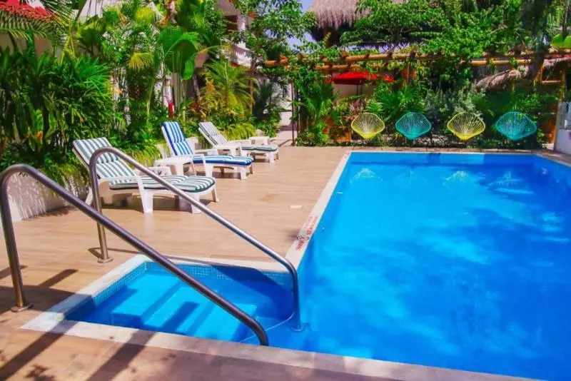 Villas Colibrí Suites & Bungalows