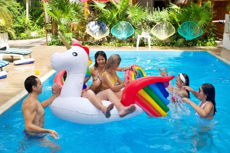 Villas Colibrí Suites & Bungalows