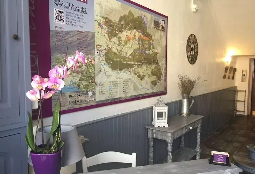 ホテル Luberon L'hôtel