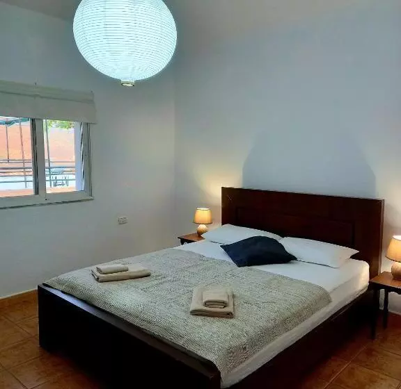 Majatalo Amphora Guesthouse