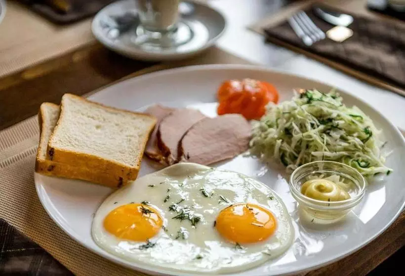 Majatalo Guest House Shale