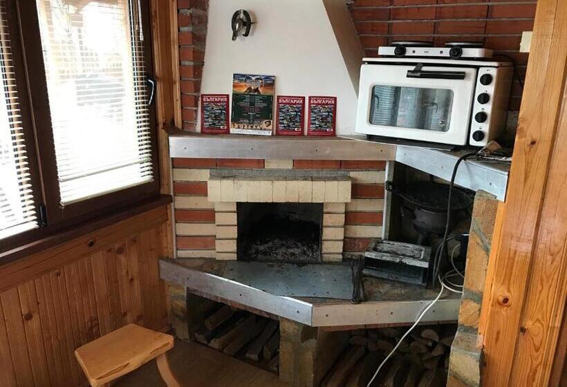 پانسیون Guesthouse Elena