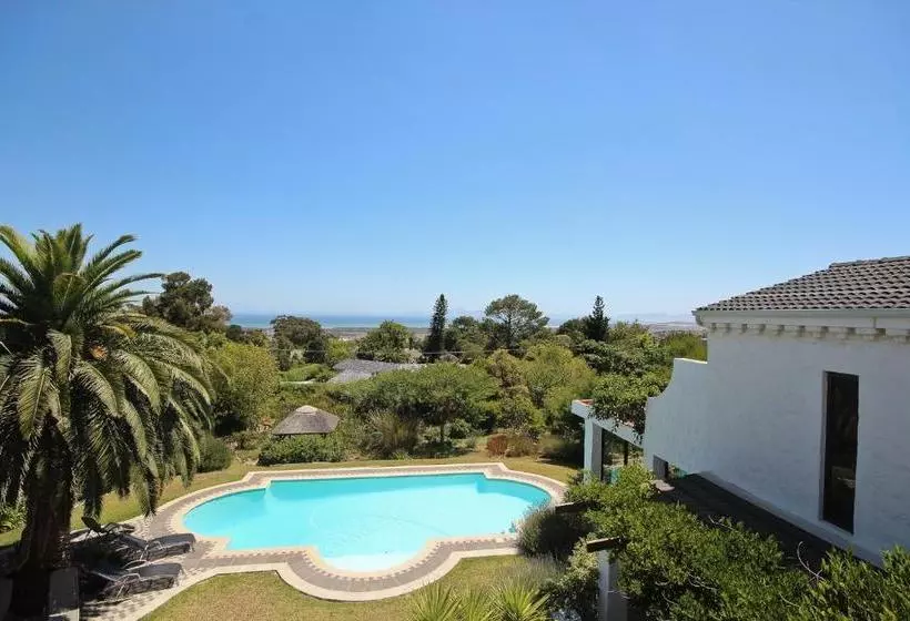 Majatalo Montrose Guesthouse