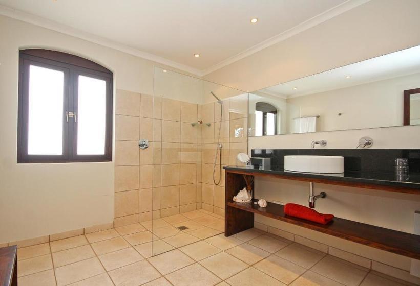 بنسيون Montrose Guesthouse