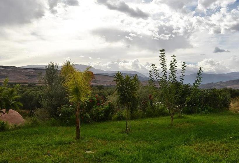 پانسیون Villa Paradise