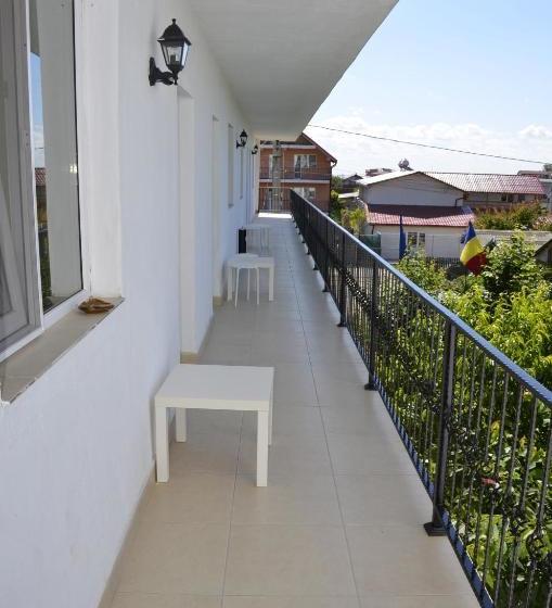 پانسیون Vila Fifi Costinesti