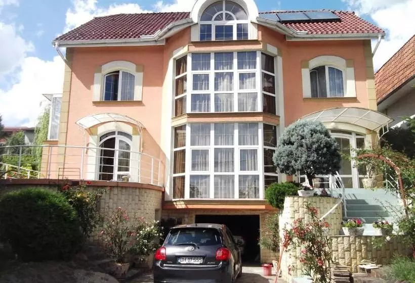 Pensiunea Raze De Soare