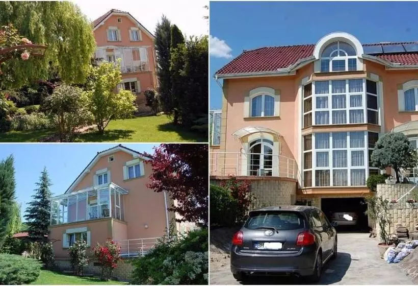 Pensiunea Raze De Soare