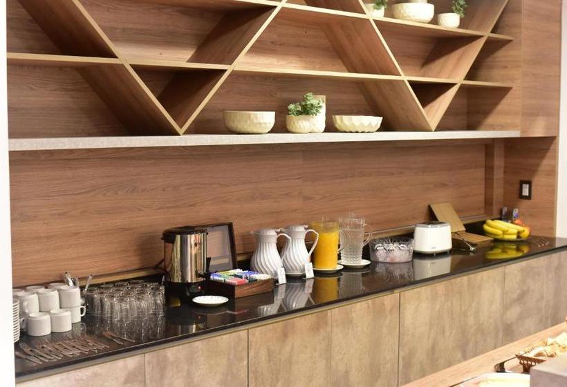 Nuevo Centro Apart Hotel & Suites