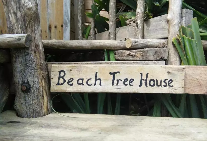 پانسیون Cinnabar Resort