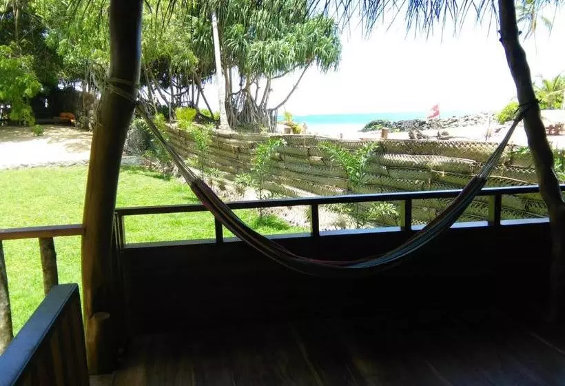 پانسیون Cinnabar Resort