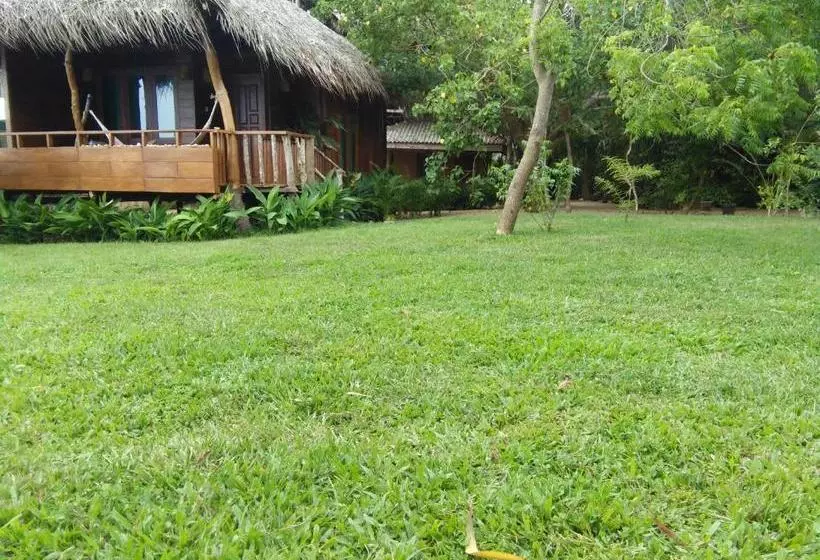 پانسیون Cinnabar Resort