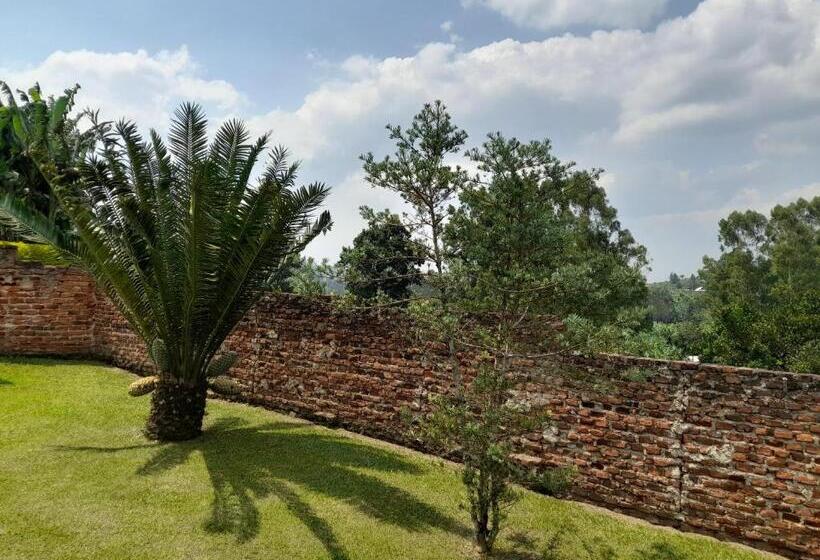 پانسیون Maasai Villa Backpackers Home