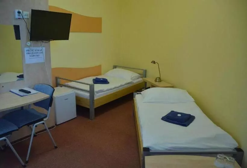 Majatalo Penzion Ve Věži