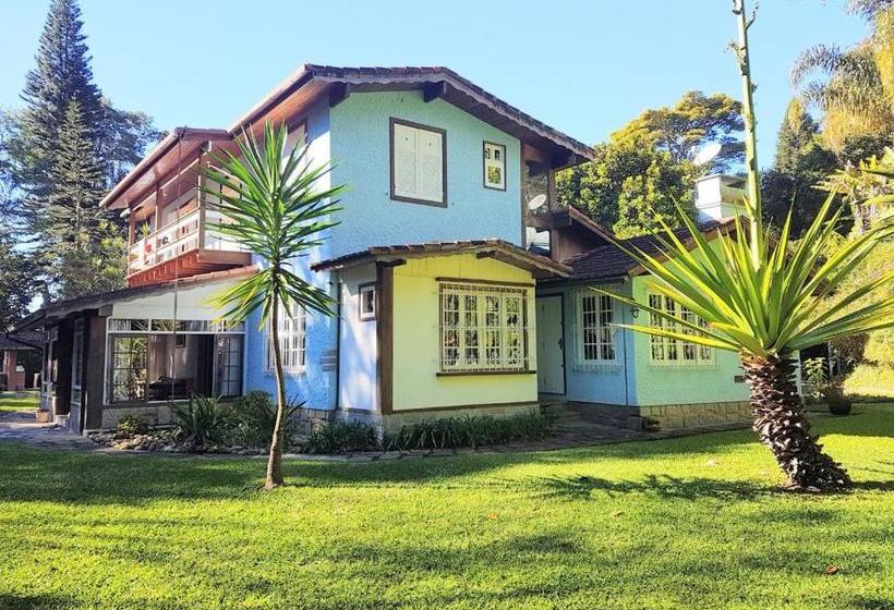 Pensjonat Pousada Pinati