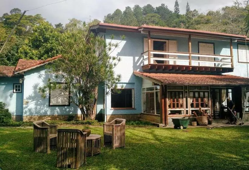 ペンション Pousada Pinati