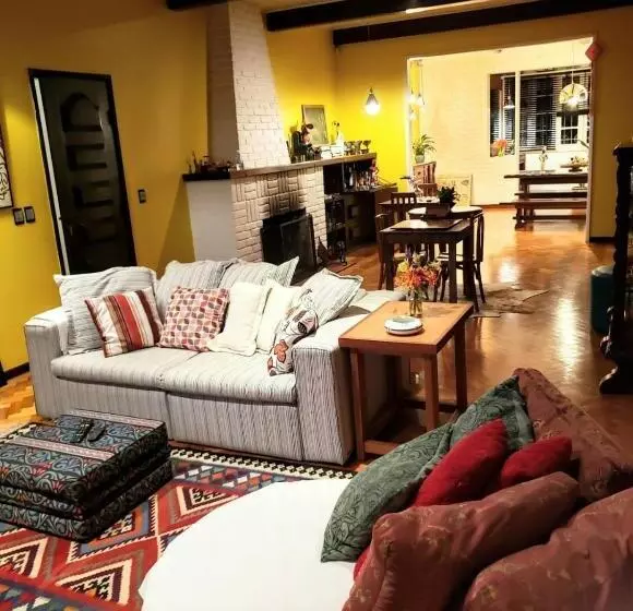 ペンション Pousada Pinati