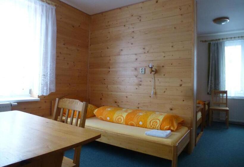 ペンション Ubytování Lyžařská škola