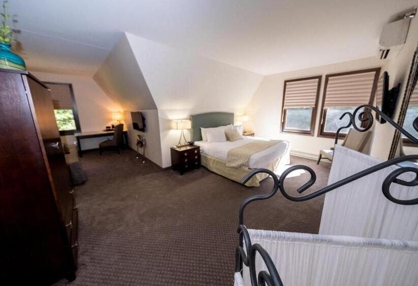 Hostel The Inn At Shattuck   St. Mary S