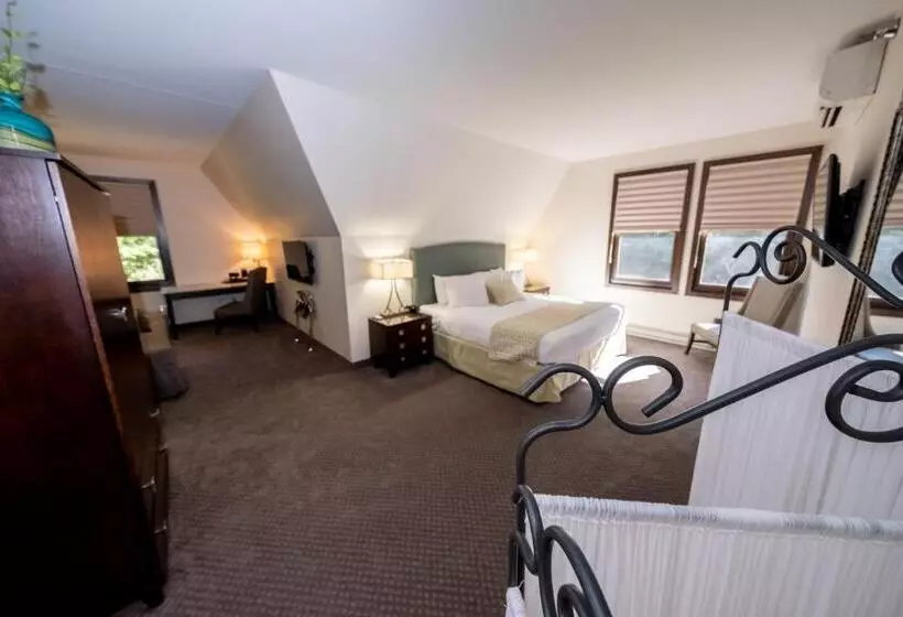 ユースホステル The Inn At Shattuck   St. Mary S