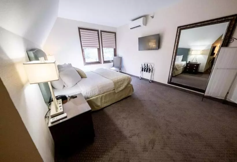 ユースホステル The Inn At Shattuck   St. Mary S