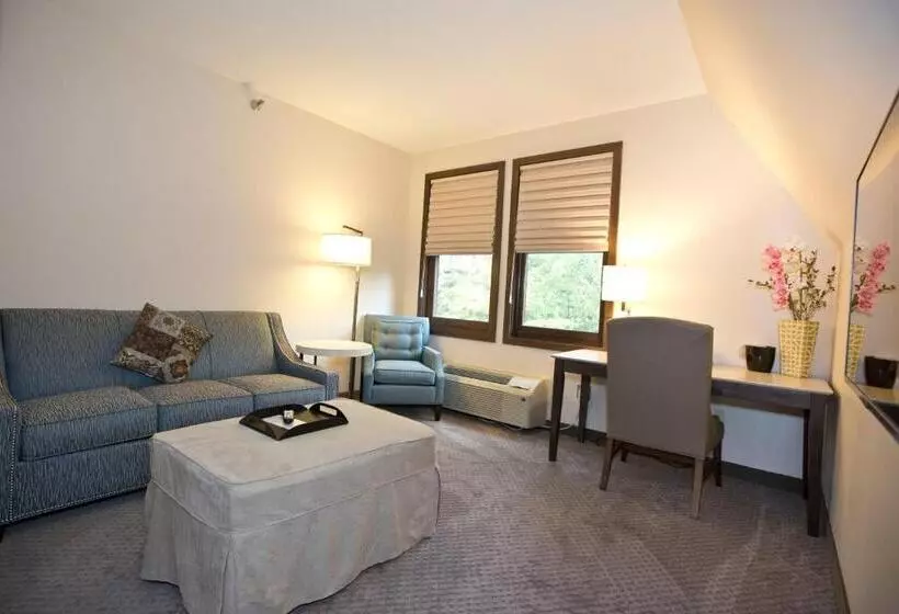 ユースホステル The Inn At Shattuck   St. Mary S