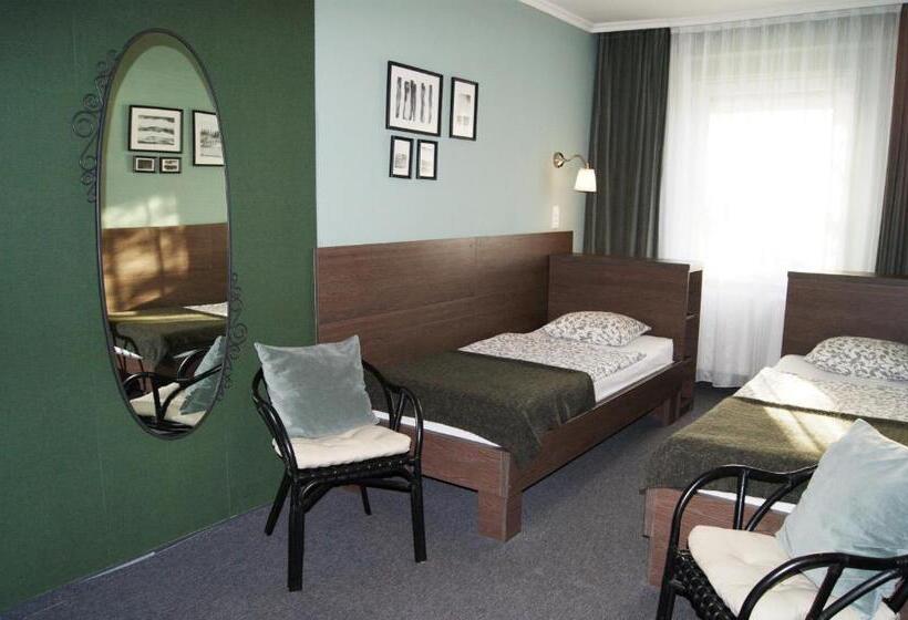 Пансион Bellevue Vendégház 2