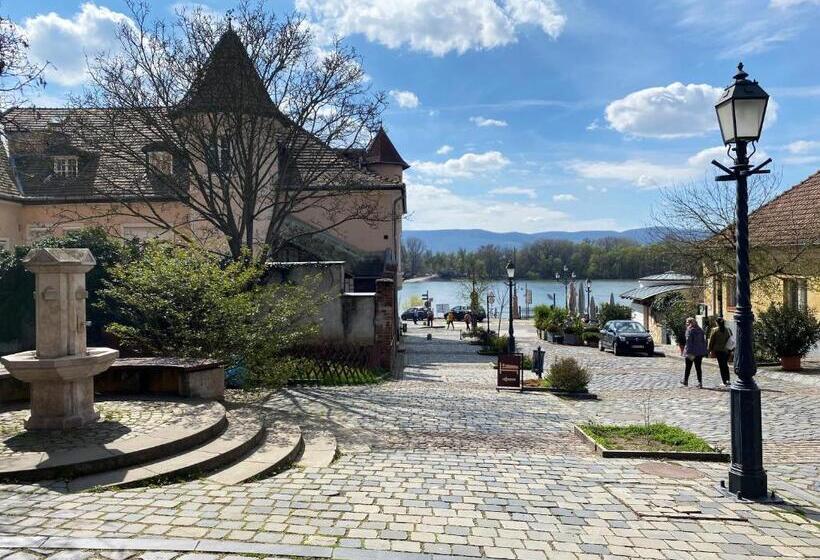 Пансион Bellevue Vendégház 2