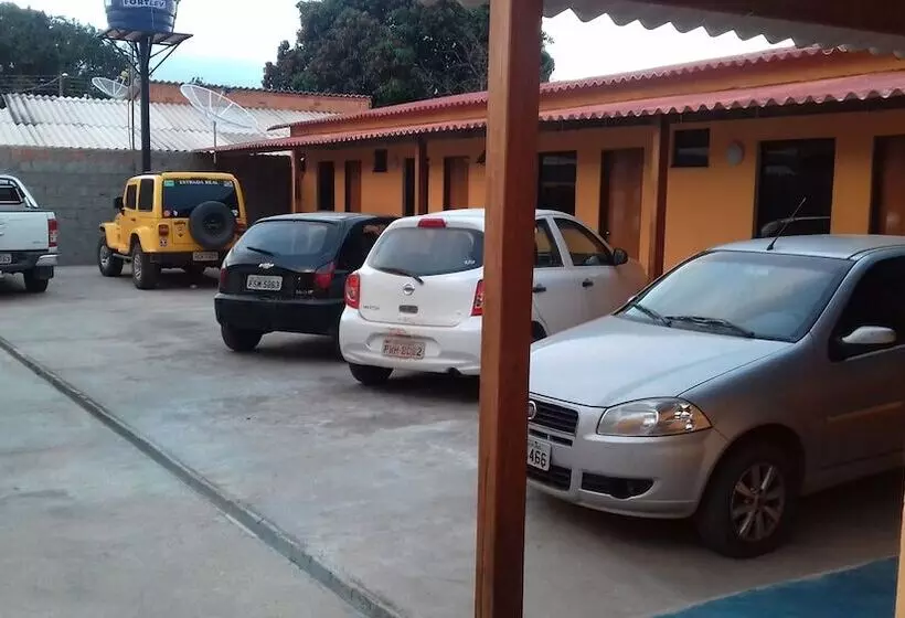 ペンション Pousada Quatro Estações