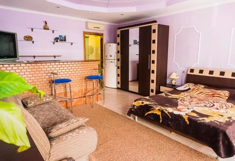 هاستل Guest House Naazove