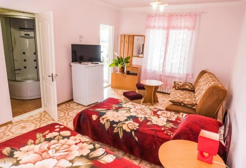 旅馆 Guest House Naazove