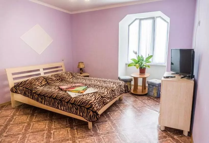 هاستل Guest House Naazove