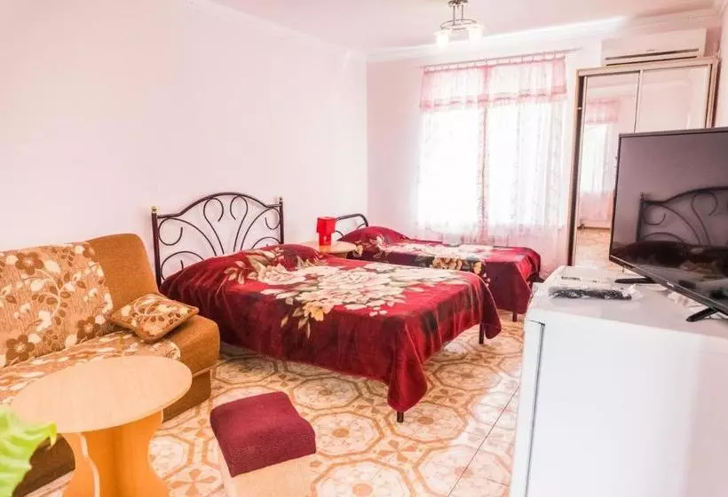 هاستل Guest House Naazove