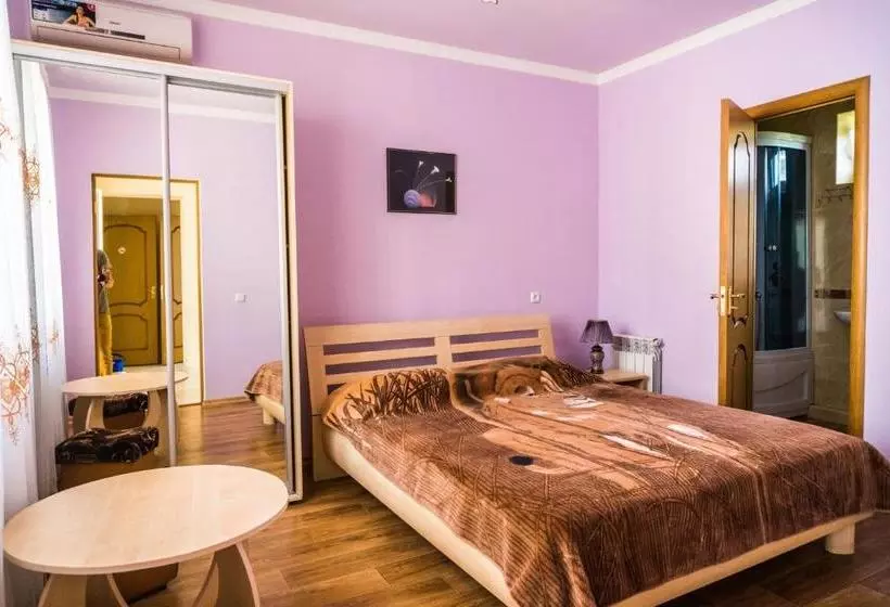 هاستل Guest House Naazove