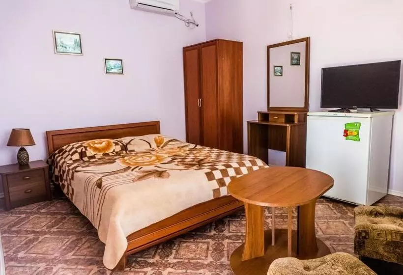 هاستل Guest House Naazove