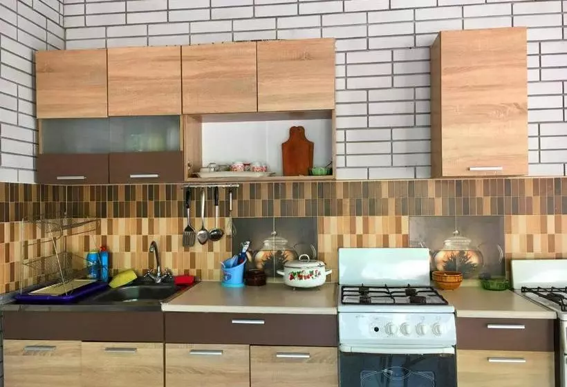 هاستل Guest House Naazove