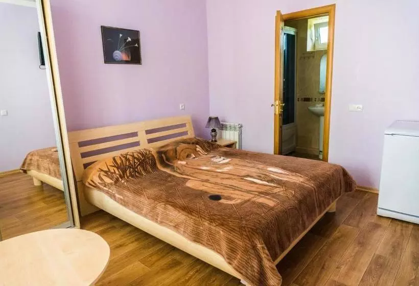 هاستل Guest House Naazove