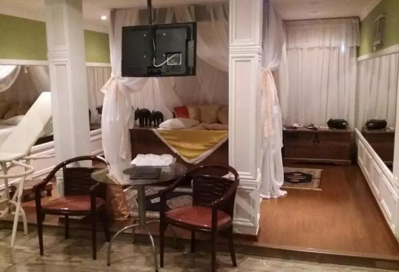 Heru's Motel