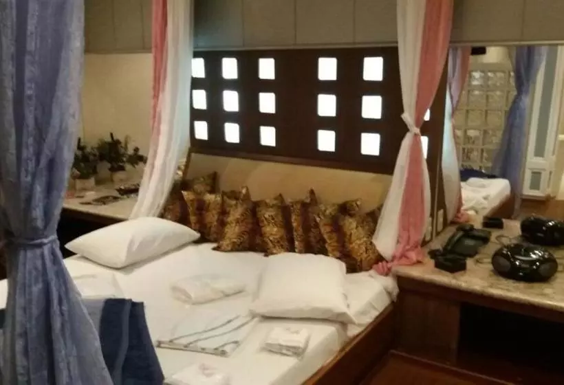 Heru's Motel