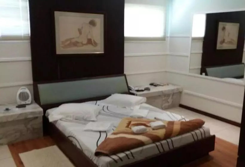 Heru's Motel
