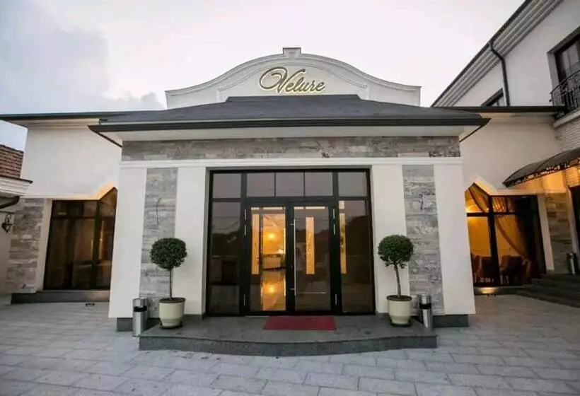 Hotelli And Restaurant Velure