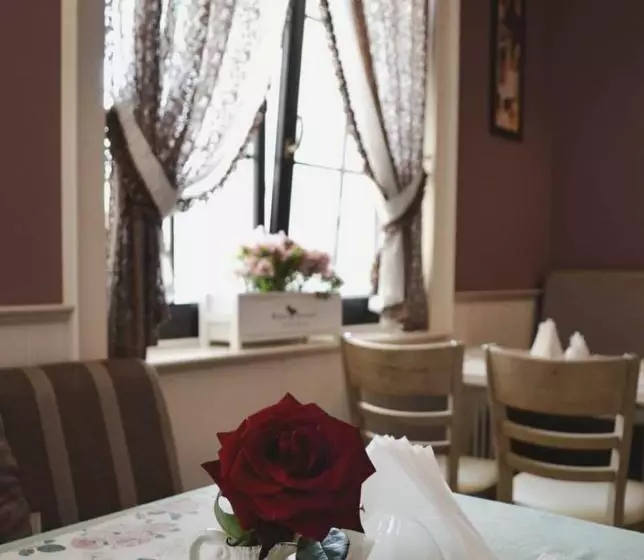 Hotelli And Restaurant Velure