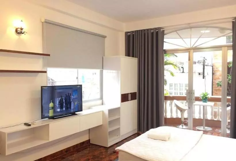 پانسیون Miss Loi Guest House