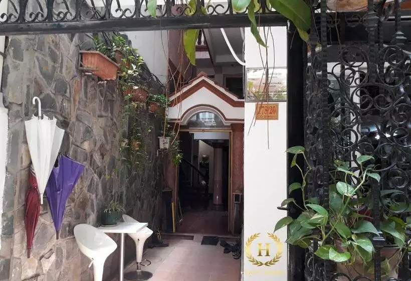 پانسیون Miss Loi Guest House